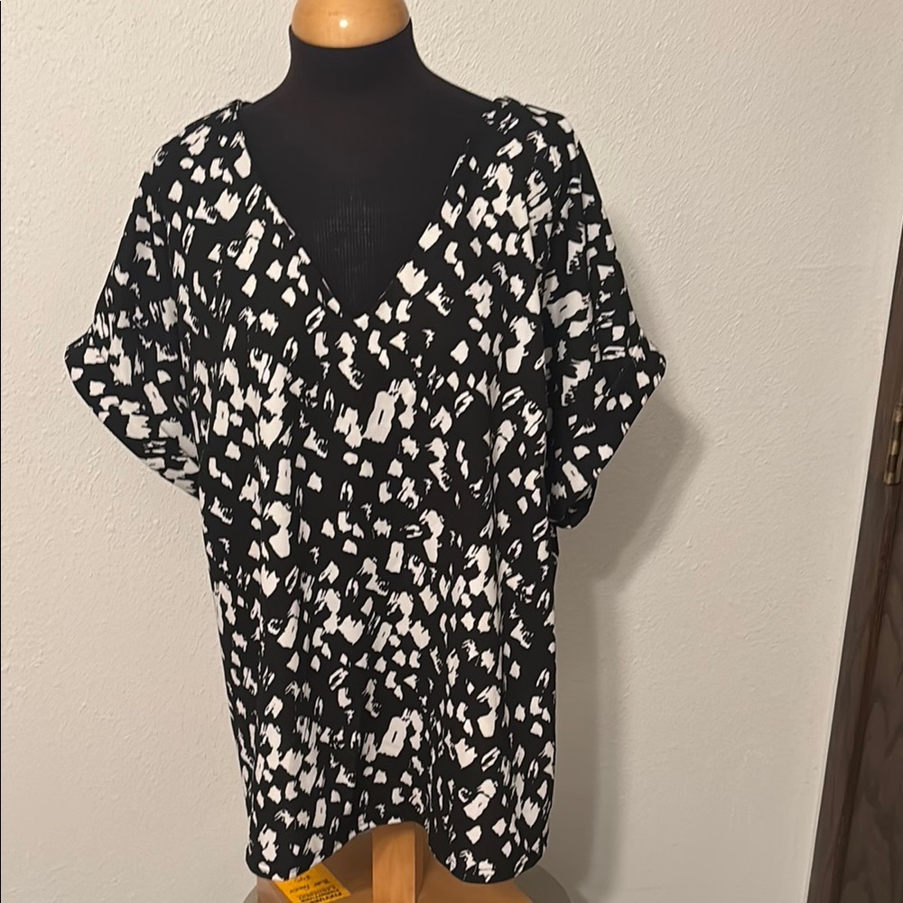 Melloday Abstract Print Back Zipper Top size 2X